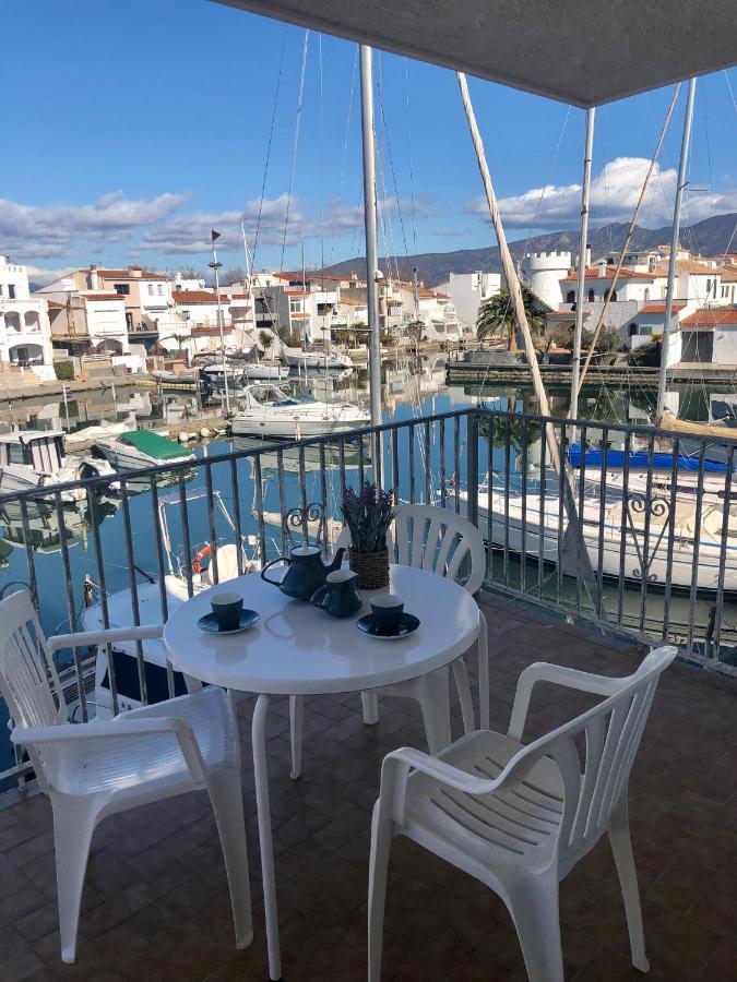 Апартаменты Apt Port Rhodes C, 2 Chbres, 2 Terrasses, Vue Sur Canal Principal De La Marina Et Sur Les Pyrenees Эмпуриабрава Экстерьер фото